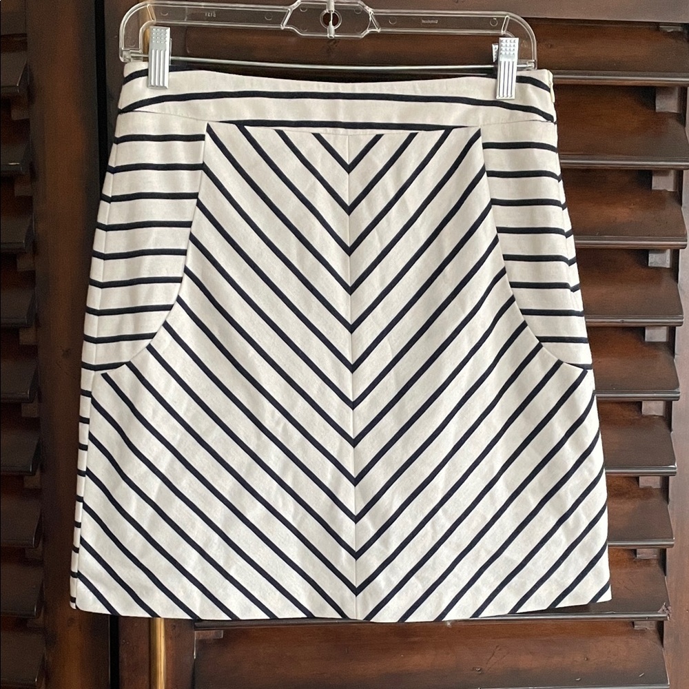 Cynthia Rowley Striped Navy and White Women's Skirt size 4 As Is